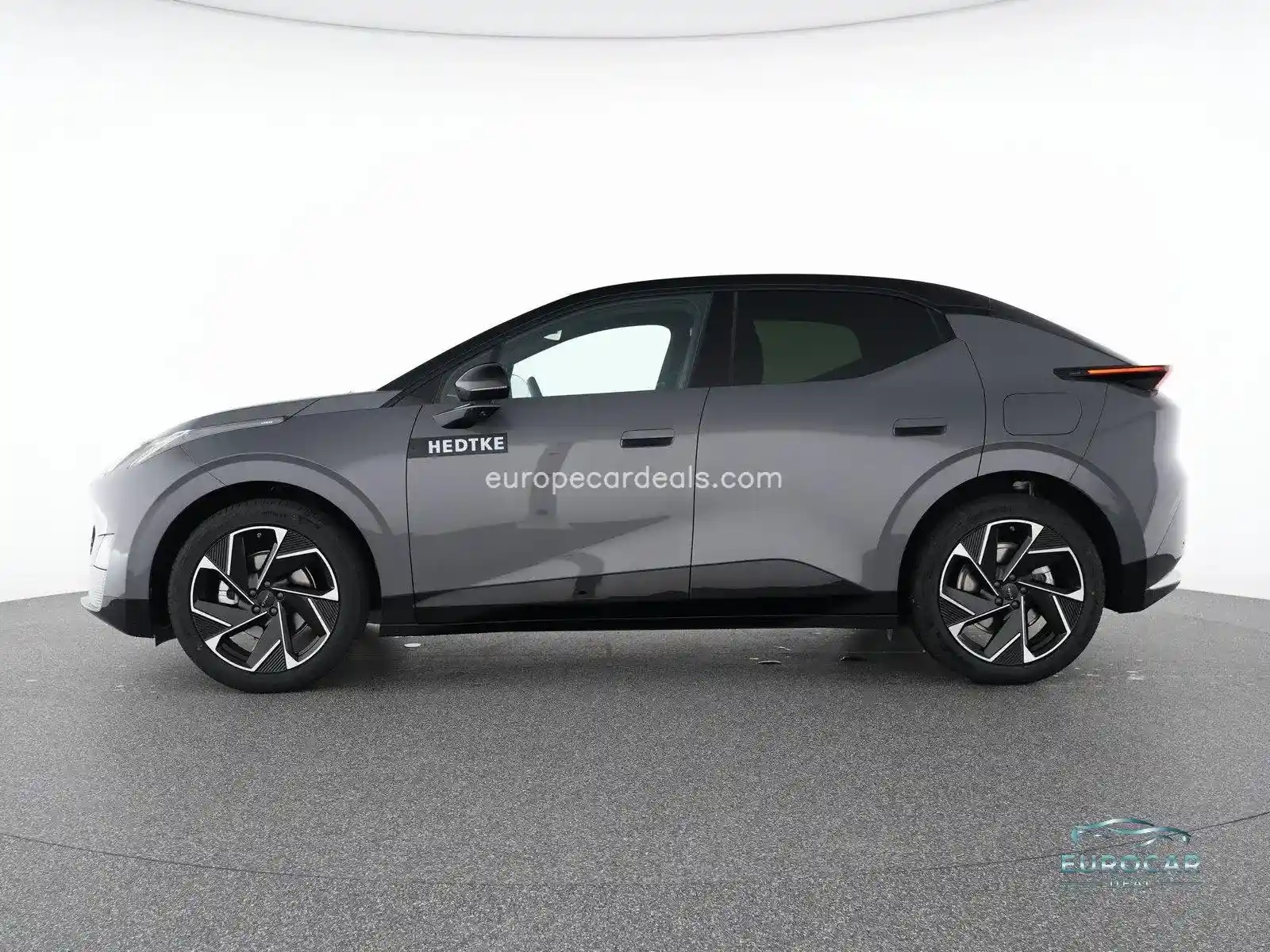 Lynk&Co 02