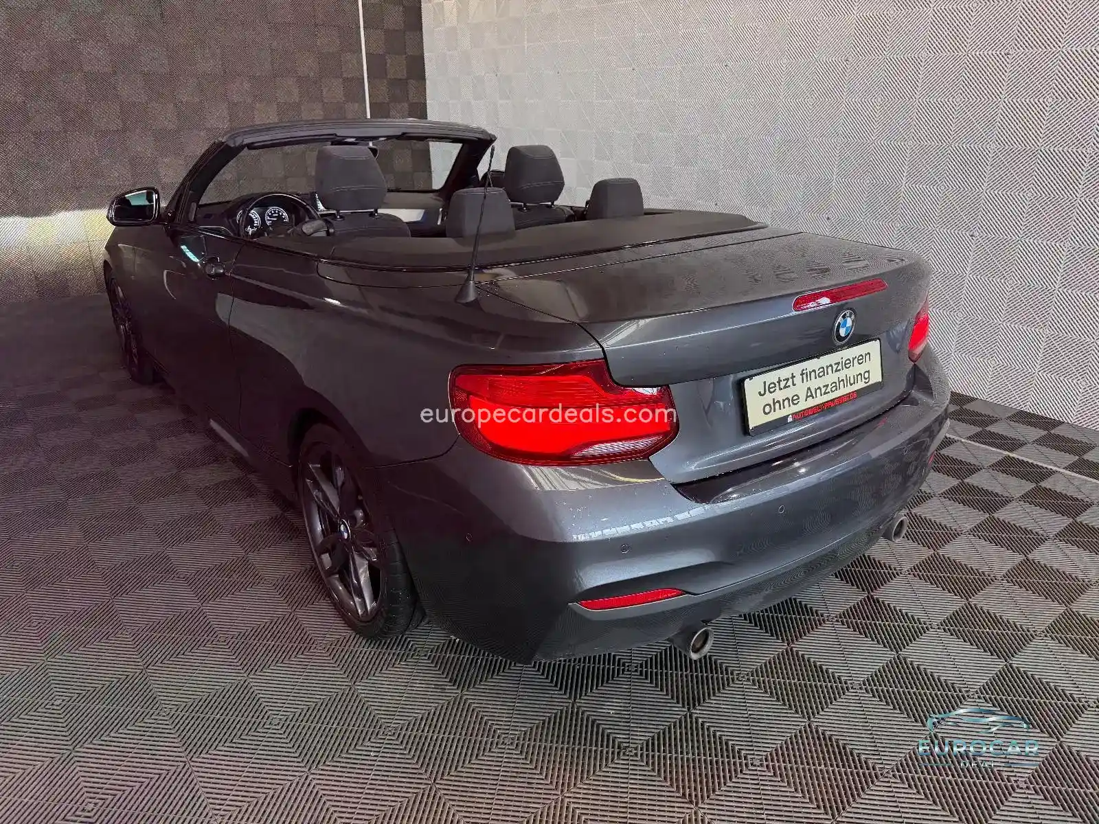 BMW M240i