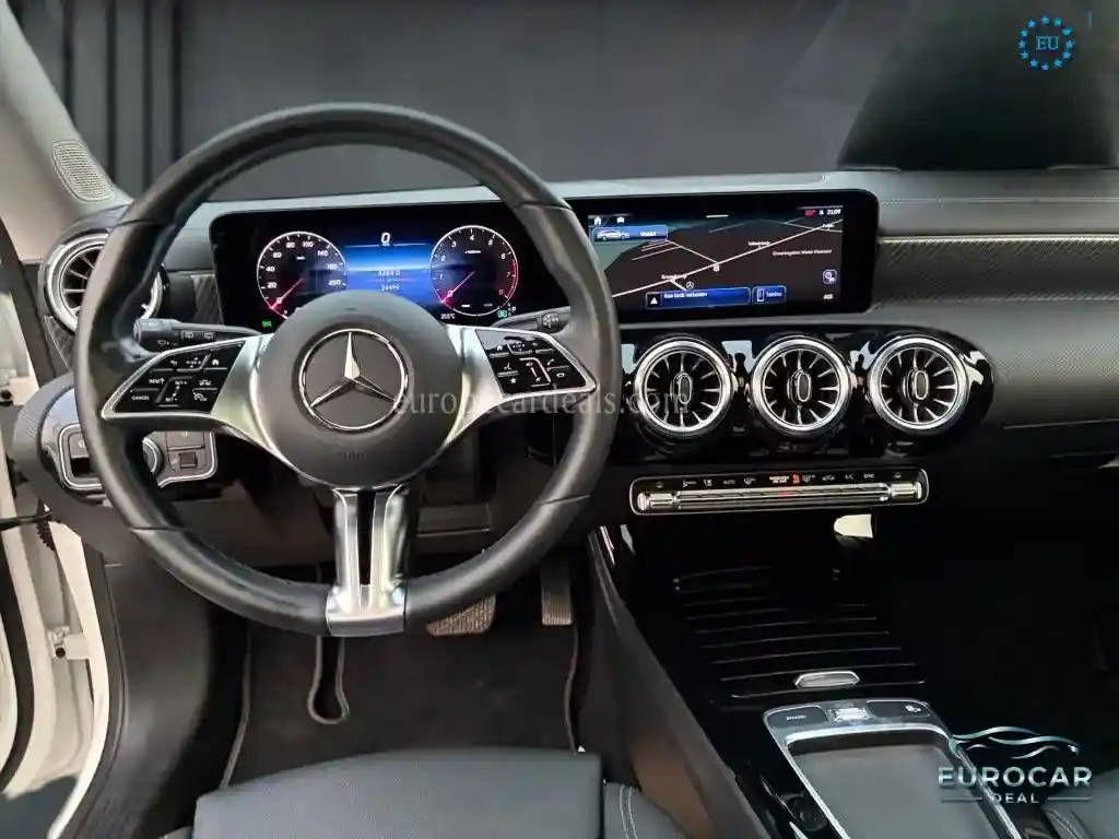 Mercedes-Benz CLA 180 Shooting Brake