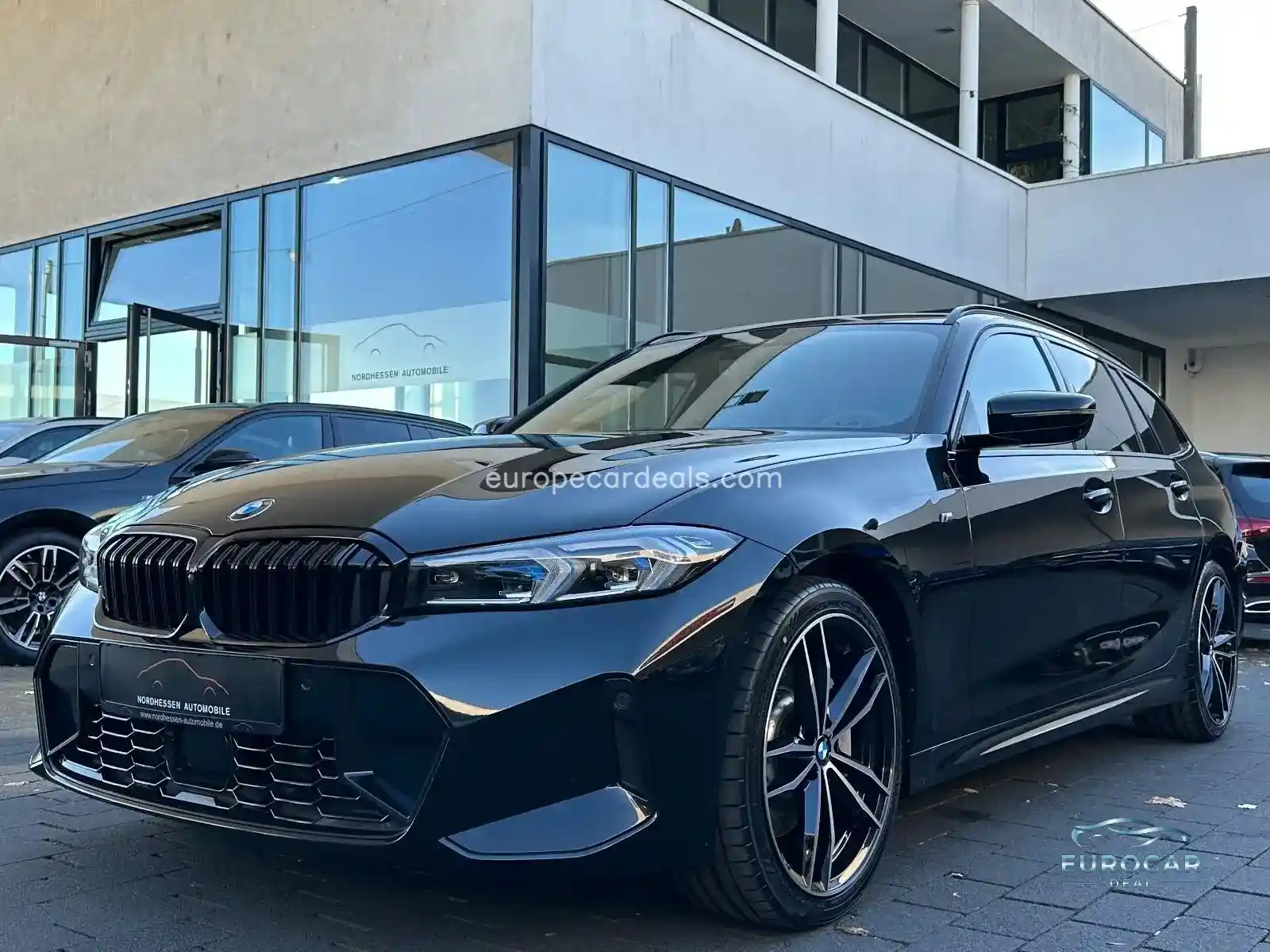 BMW 330