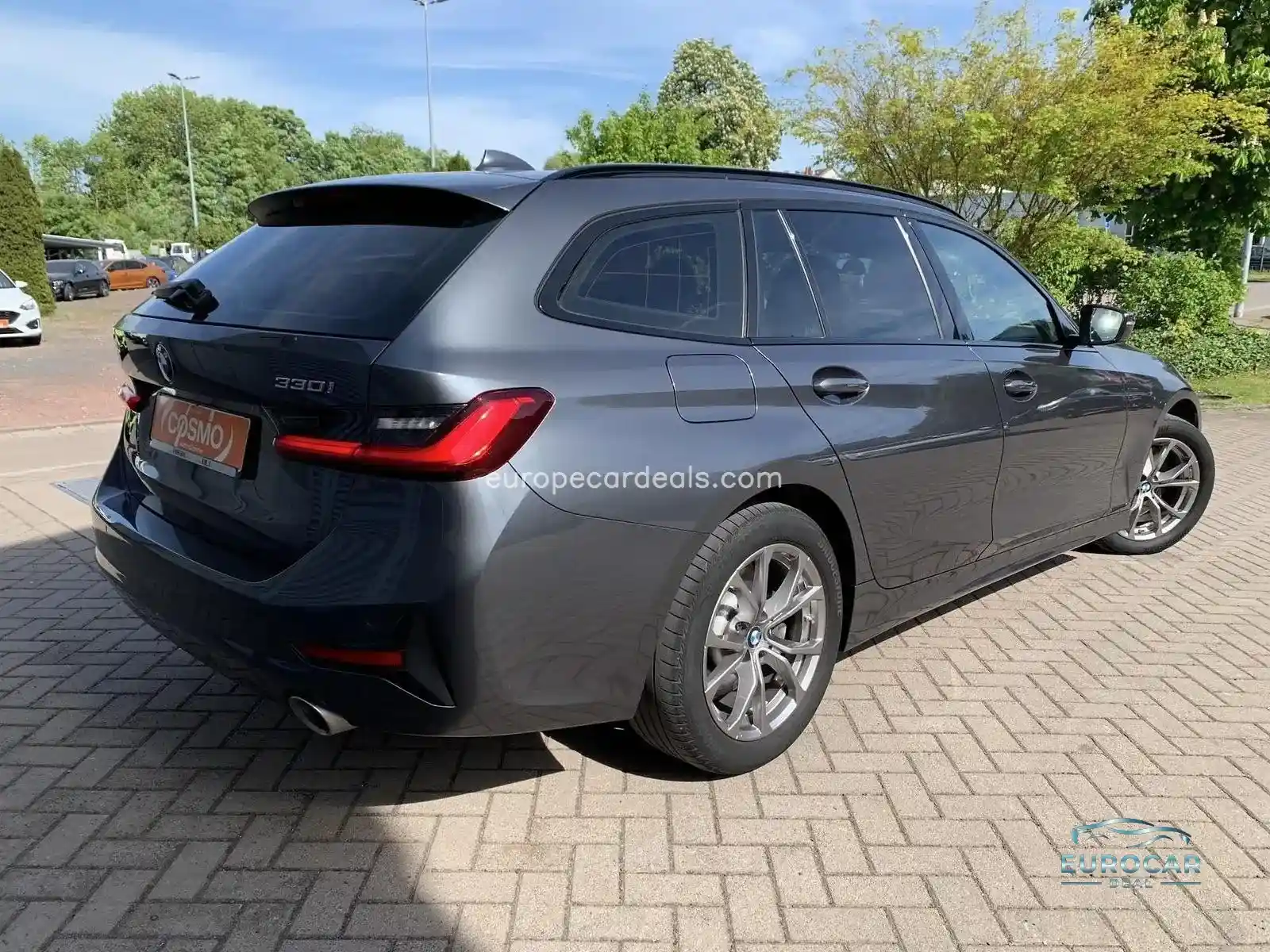 BMW 330