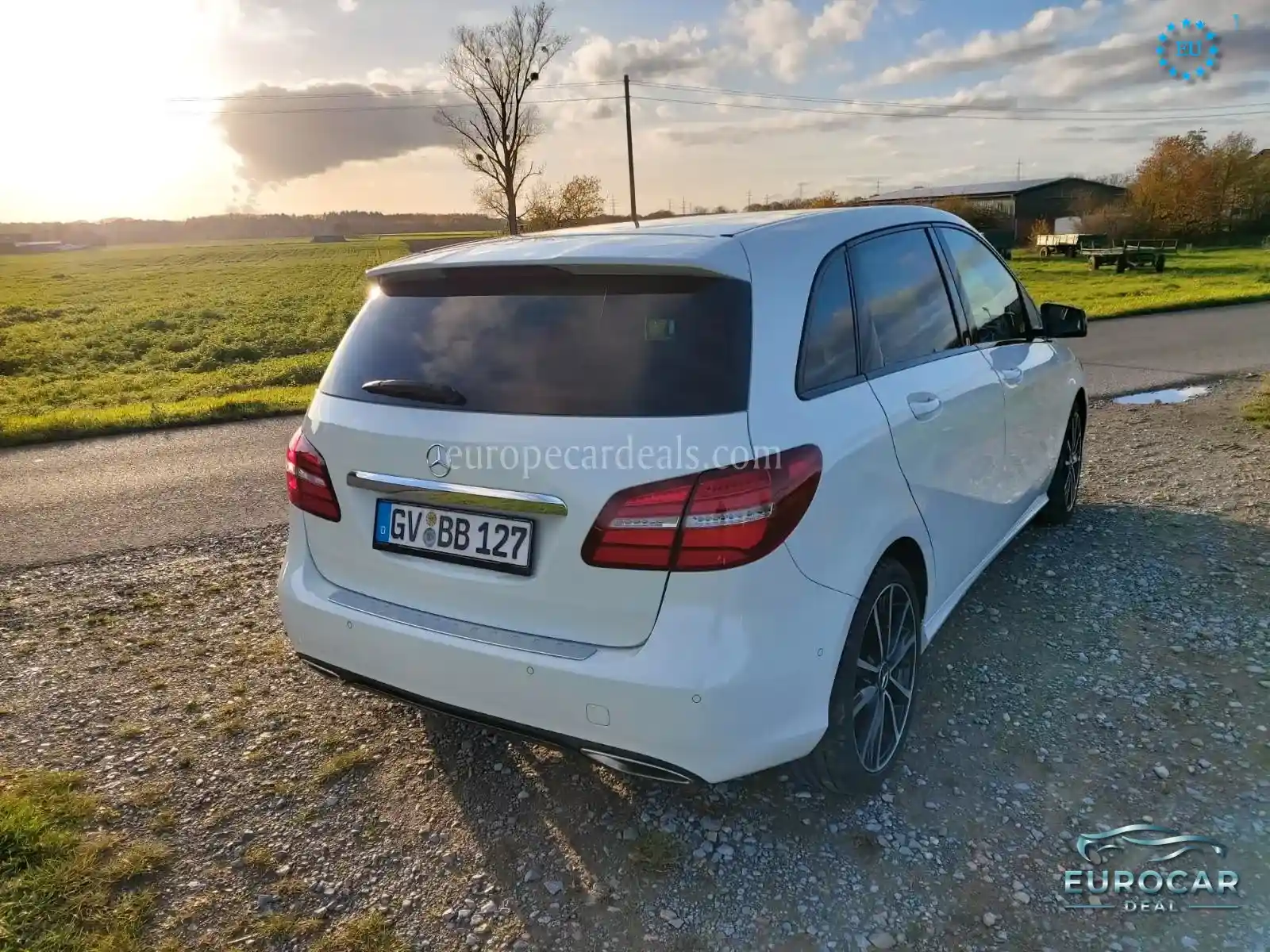 Mercedes-Benz B 180