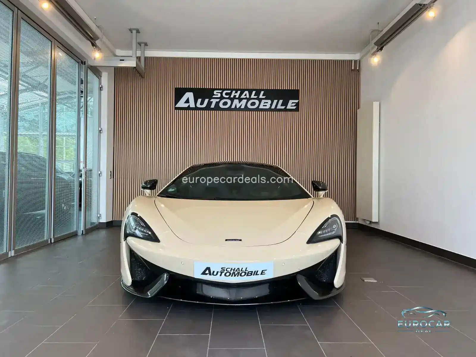 McLaren 570GT