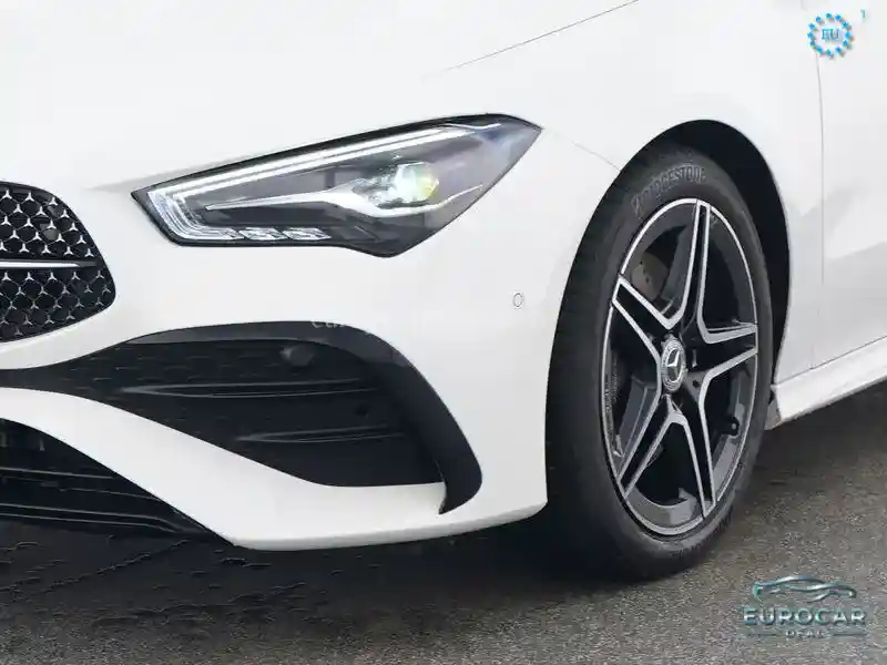 Mercedes-Benz CLA 200 Shooting Brake