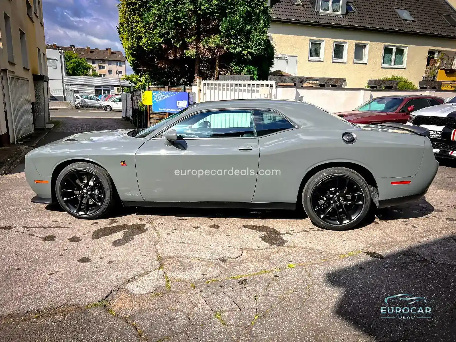 Dodge Challenger