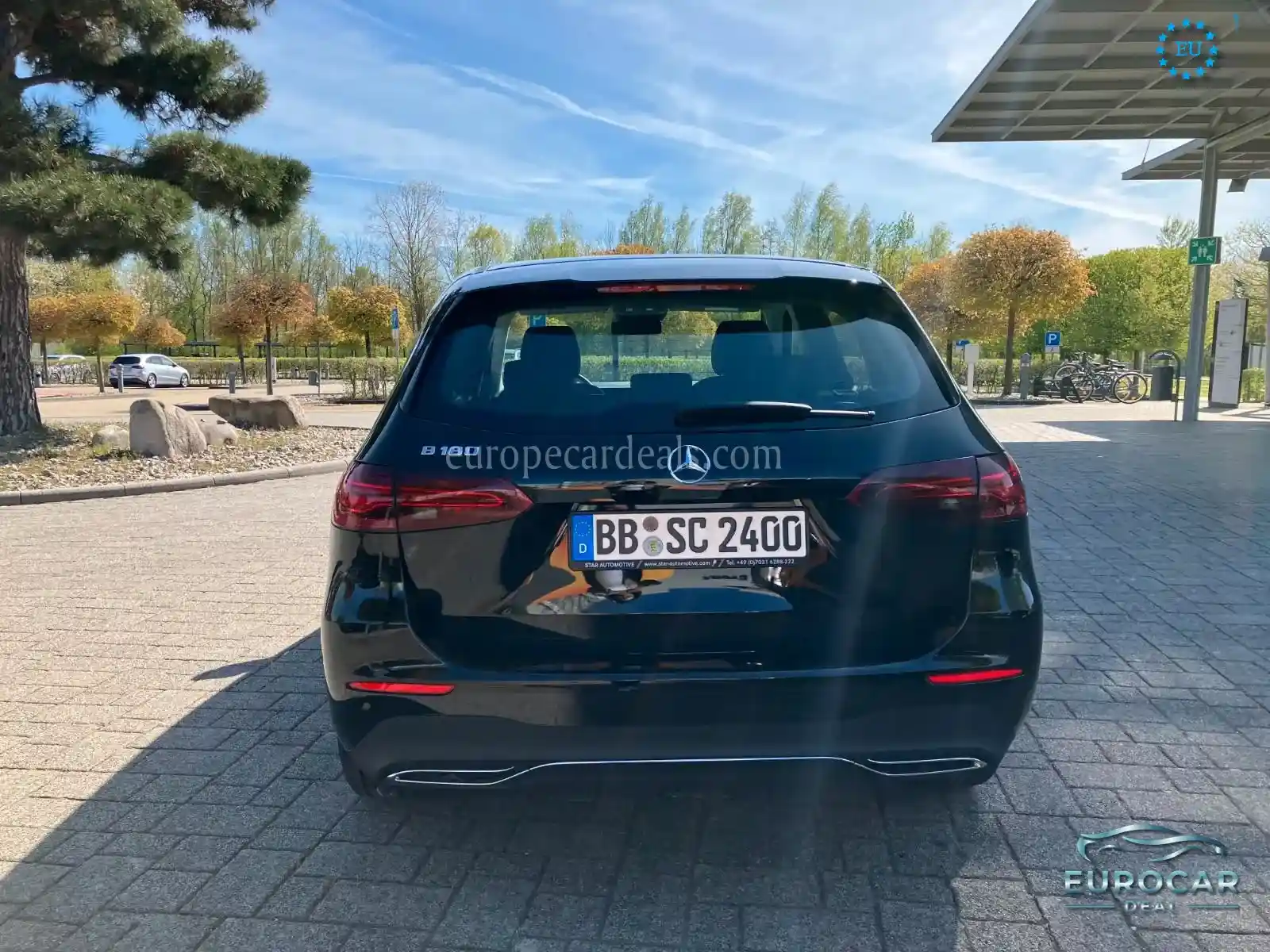 Mercedes-Benz B 180