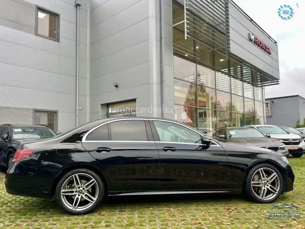 Mercedes-Benz E 220