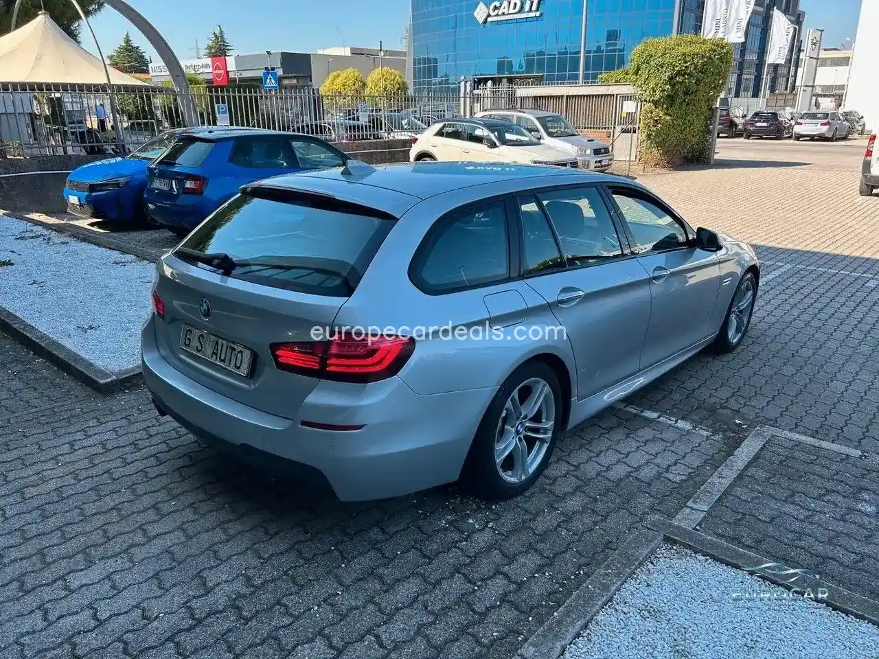 BMW 525