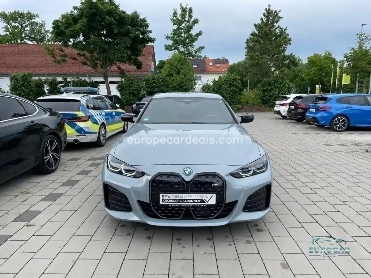 BMW i4