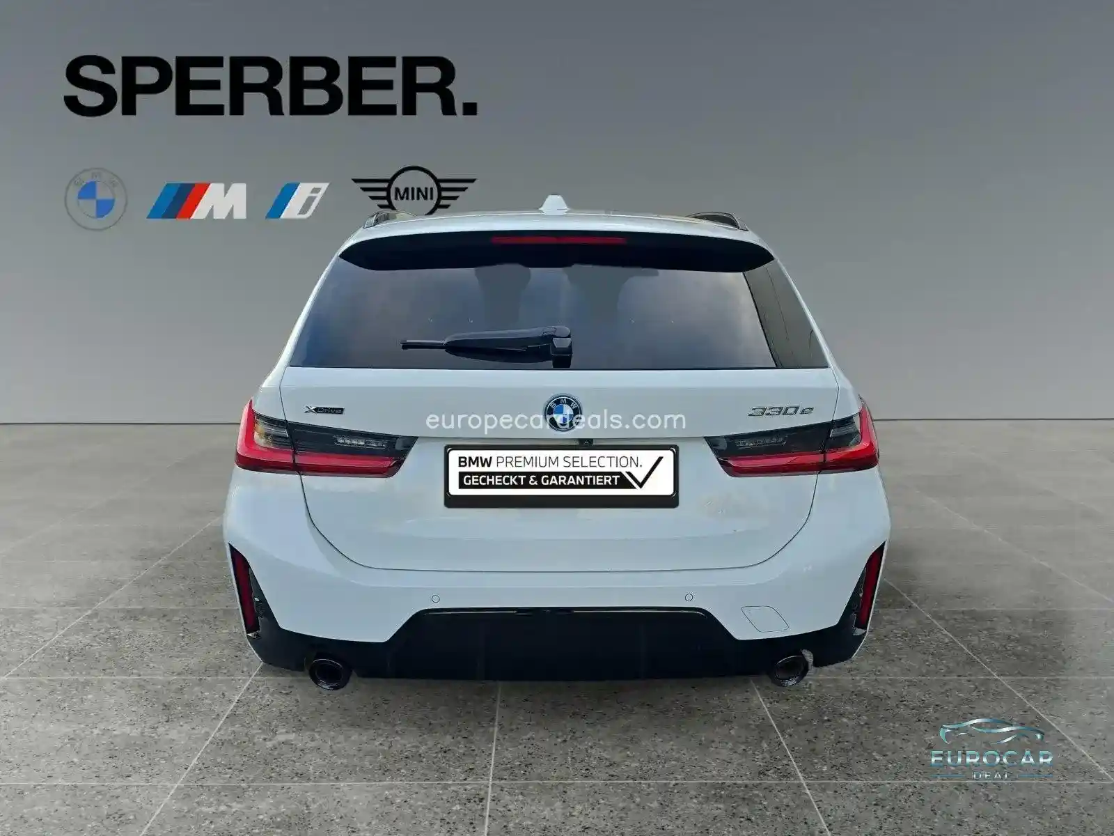 BMW 330