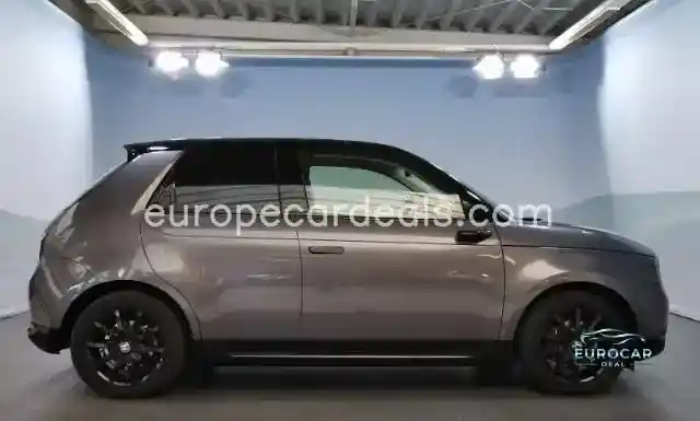 Honda e
