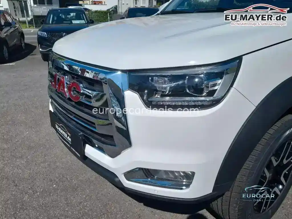 JAC 8 Pro