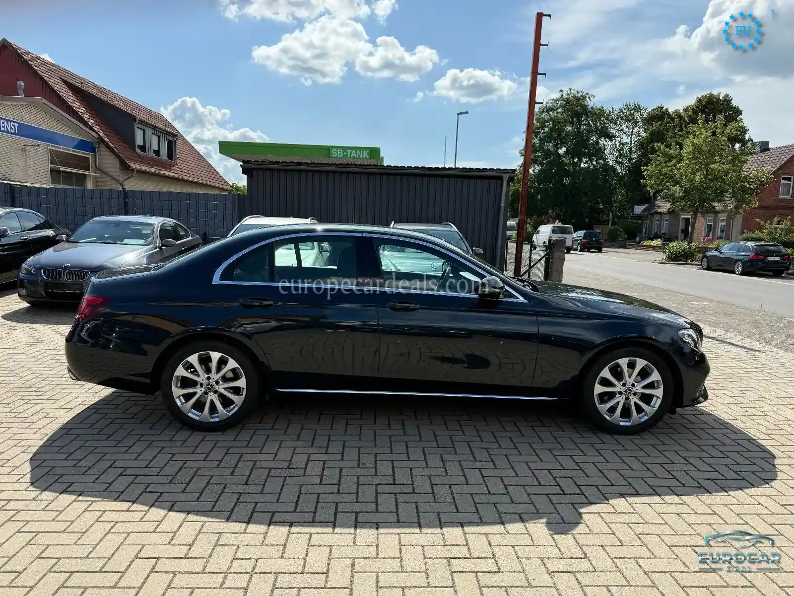 Mercedes-Benz E 200