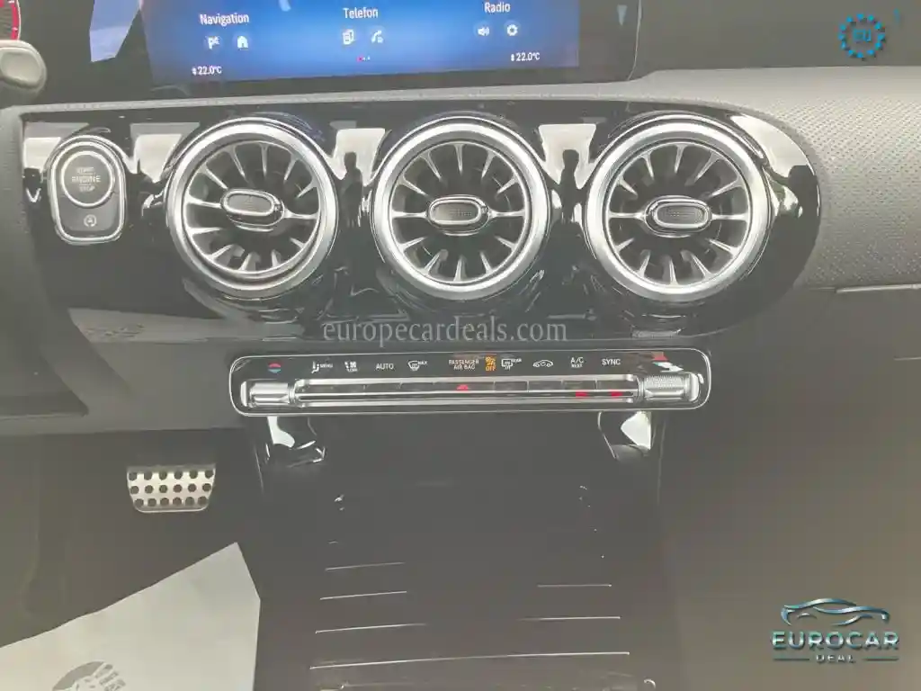 Mercedes-Benz CLA 200