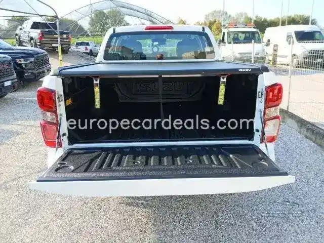 ISUZU D-Max N60 1.9 aut. Crew BB+ Cab N1 – 5 ann
