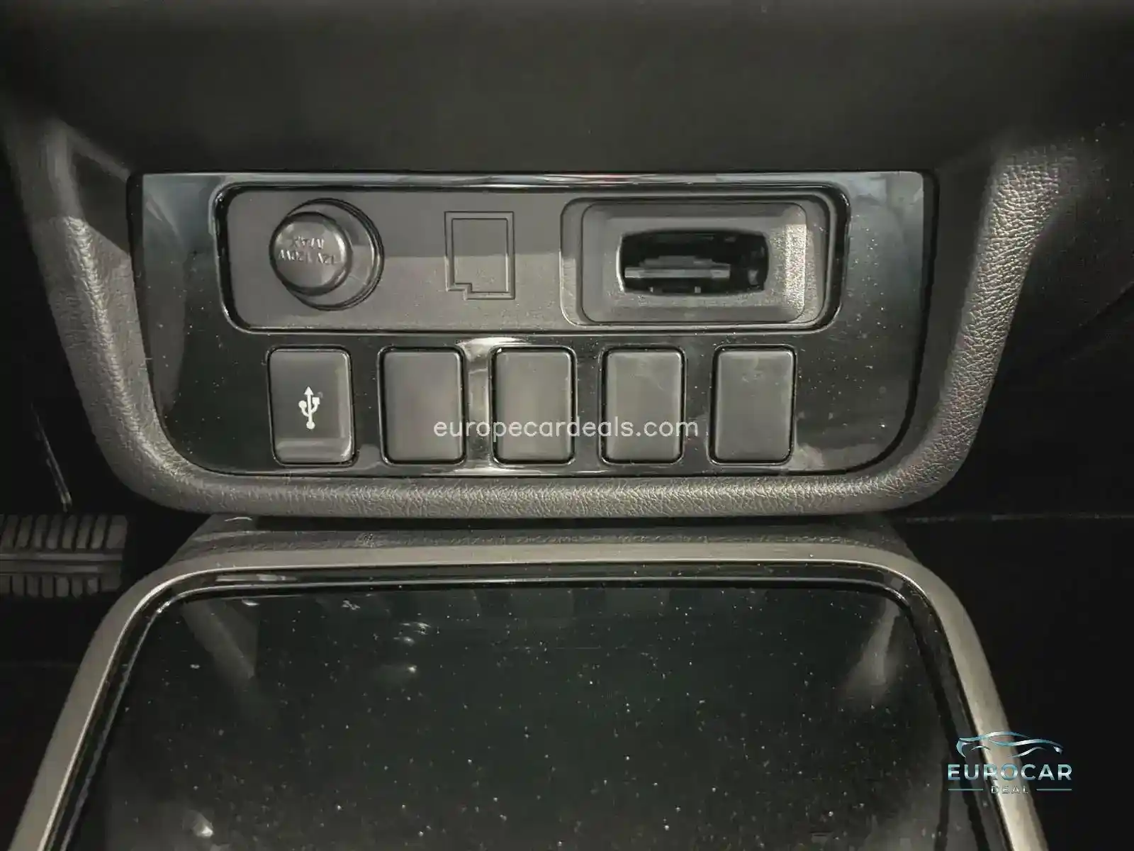Mitsubishi Plug-in Hybrid Outlander