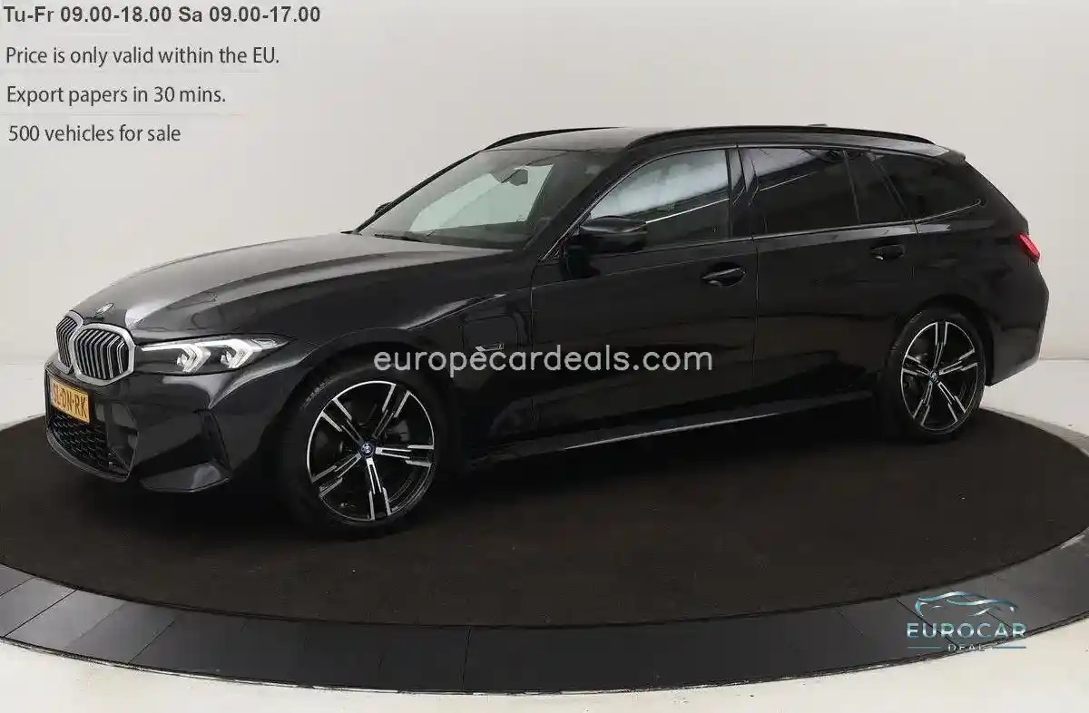 BMW 330