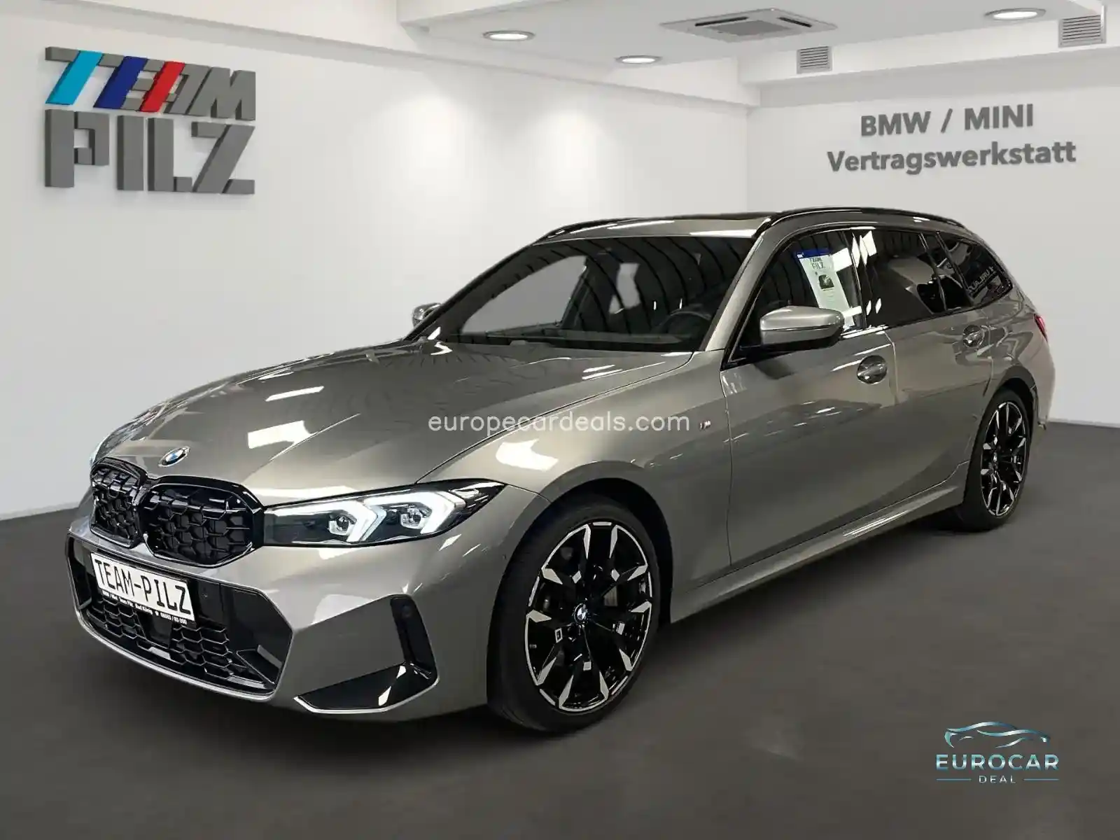BMW 330
