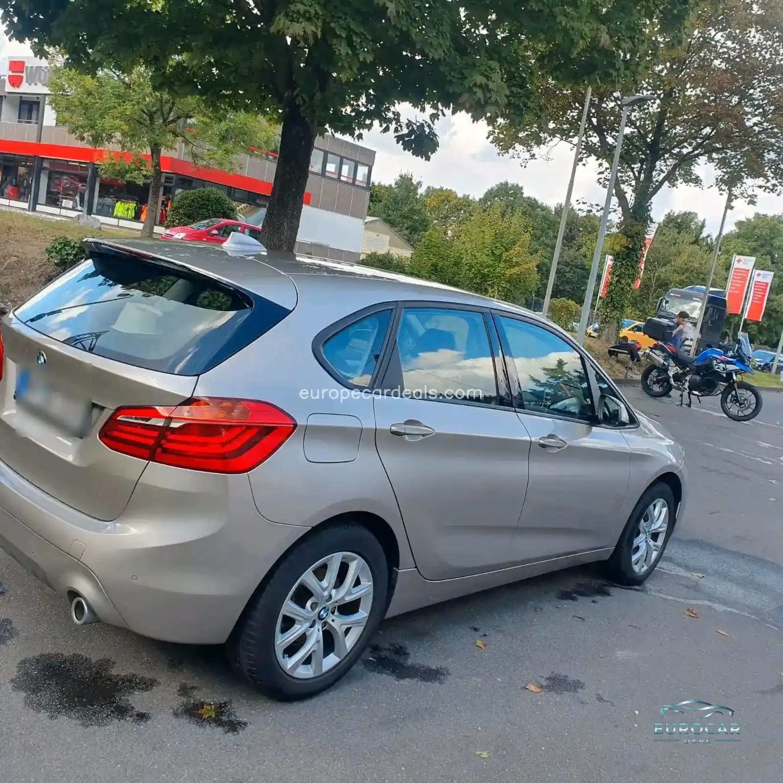 BMW 218