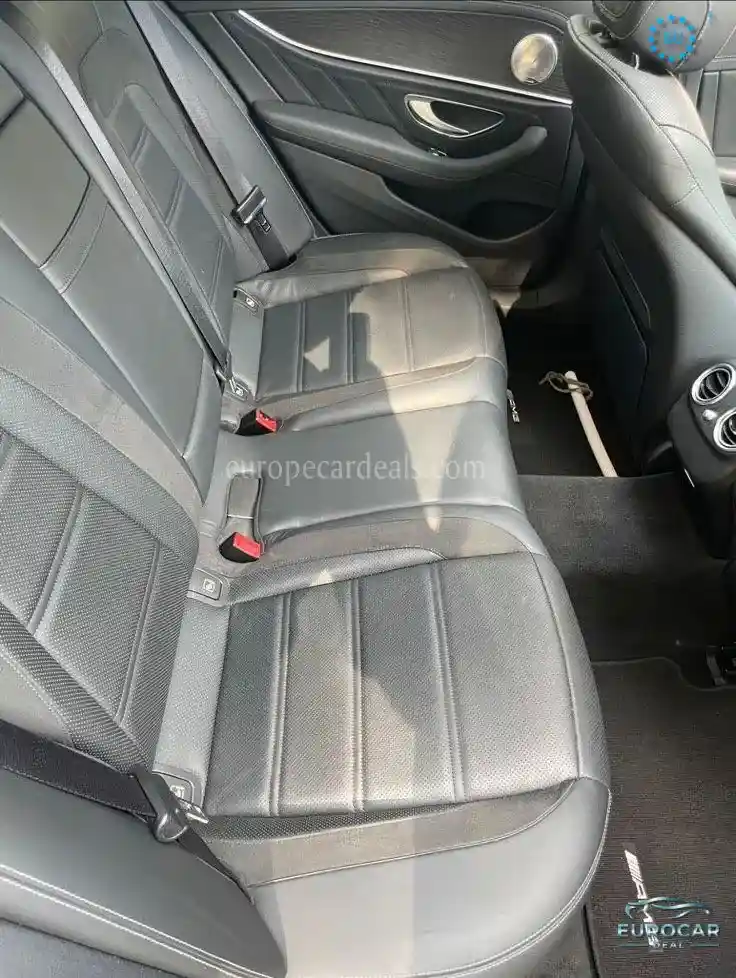 Mercedes-Benz E 63 AMG