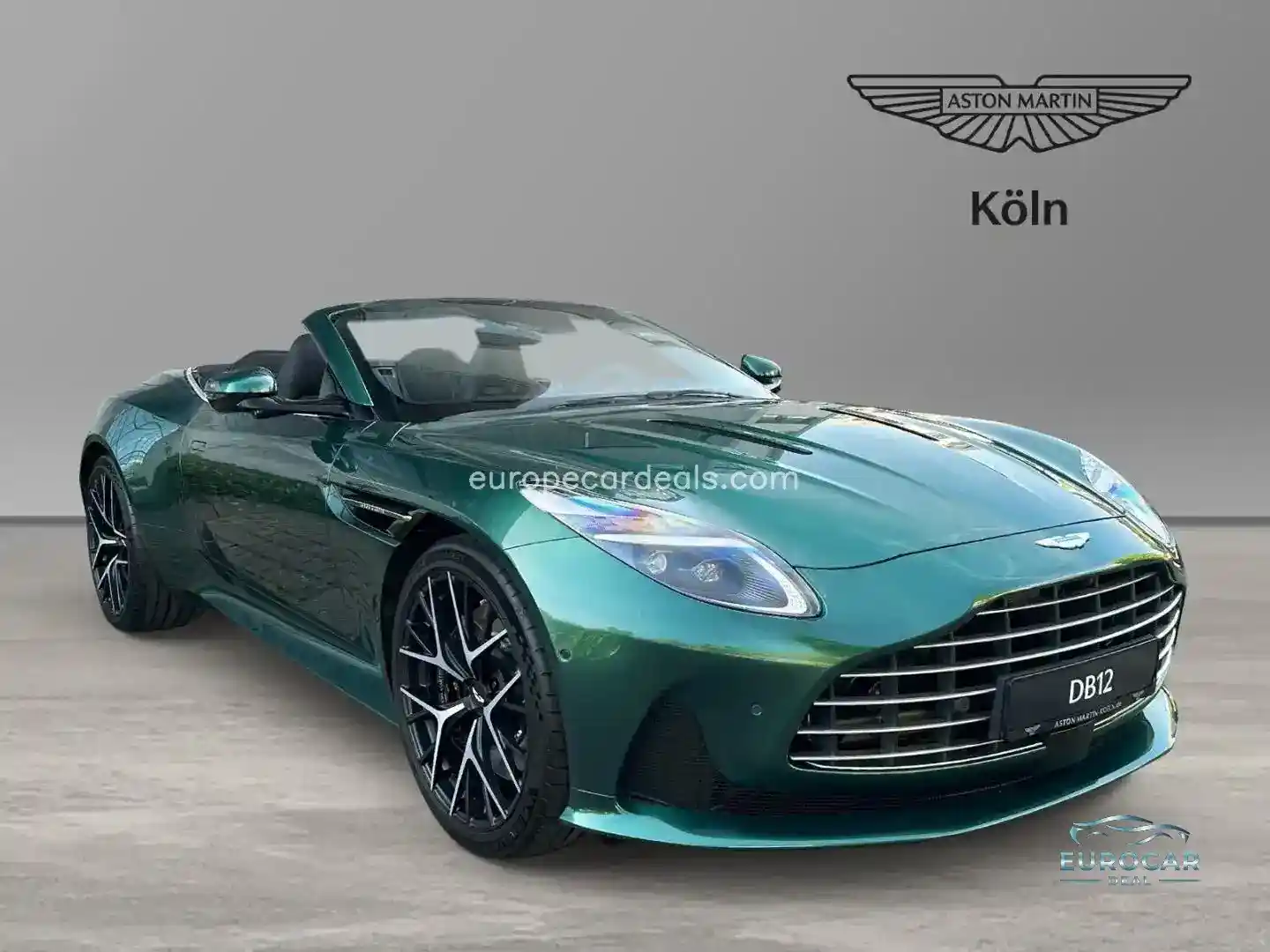 Aston Martin DB12