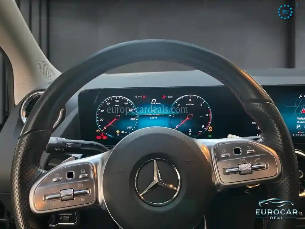 Mercedes-Benz B 220