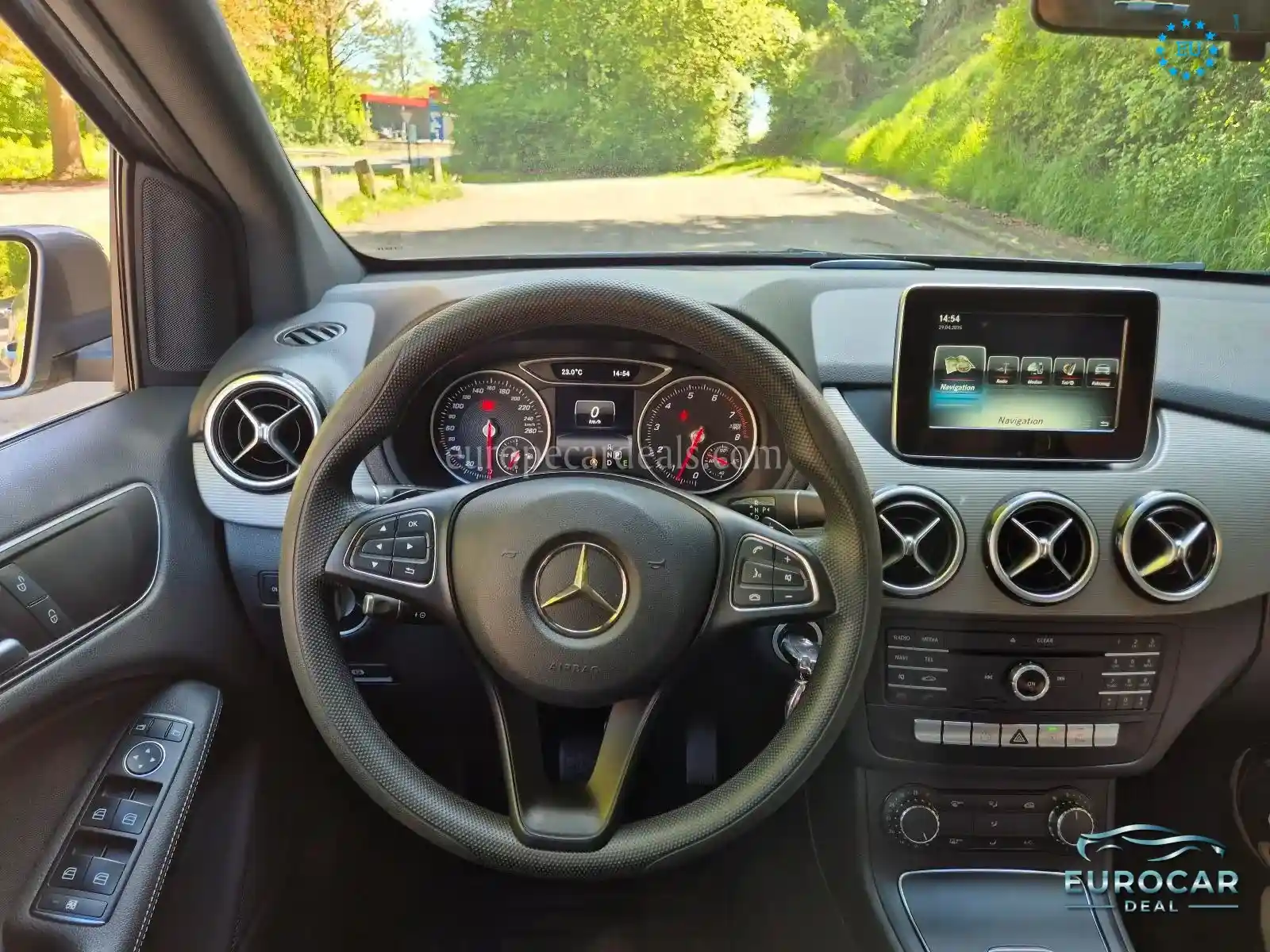 Mercedes-Benz B 200