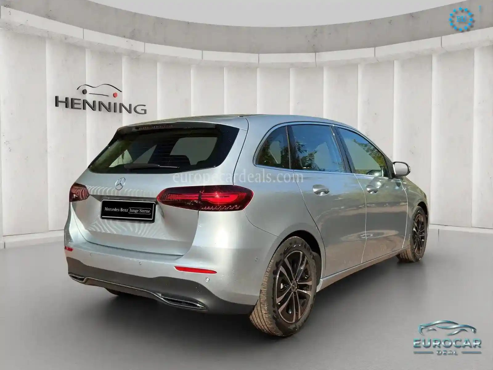 Mercedes-Benz B 180
