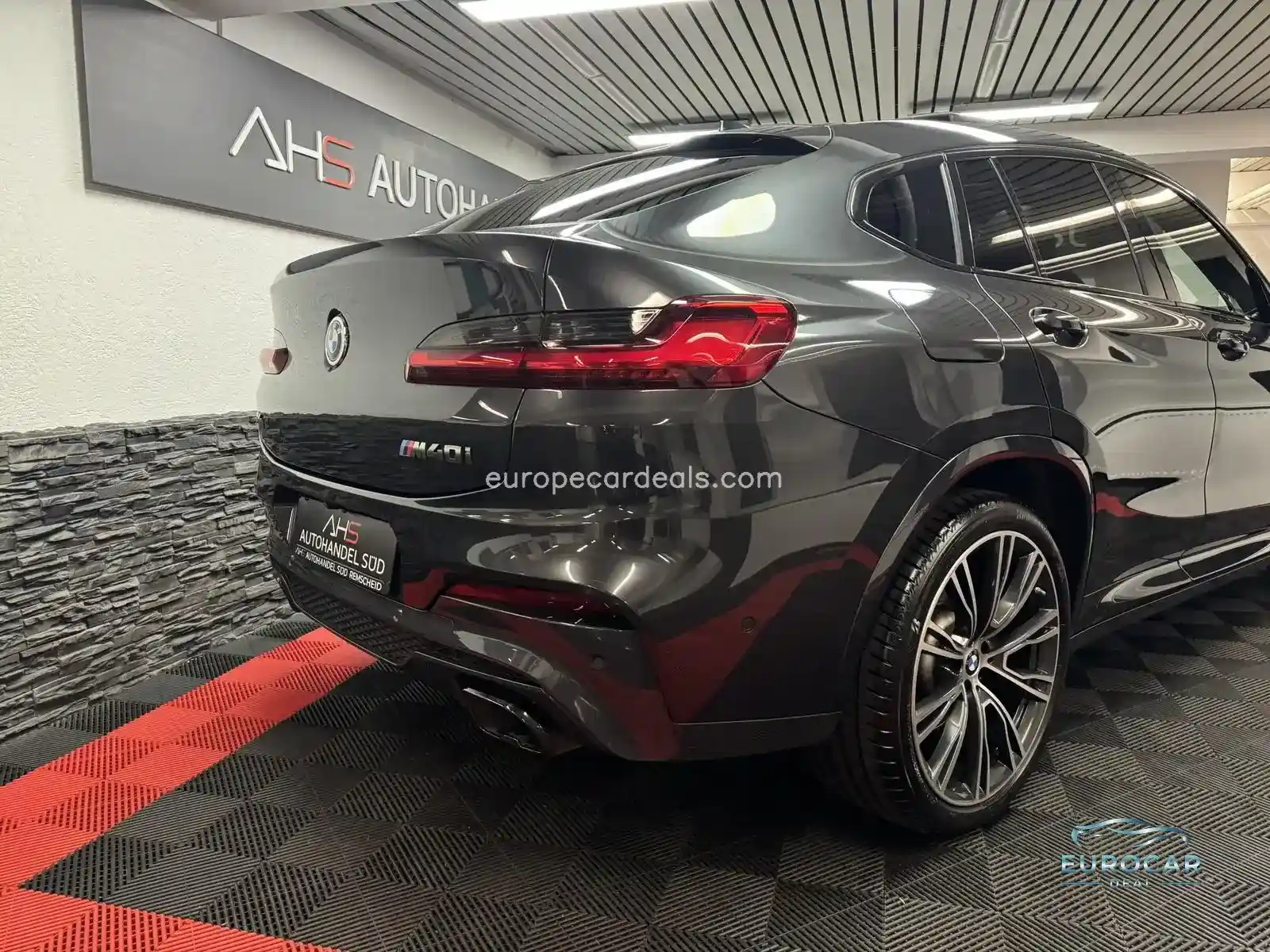 BMW X4 M40