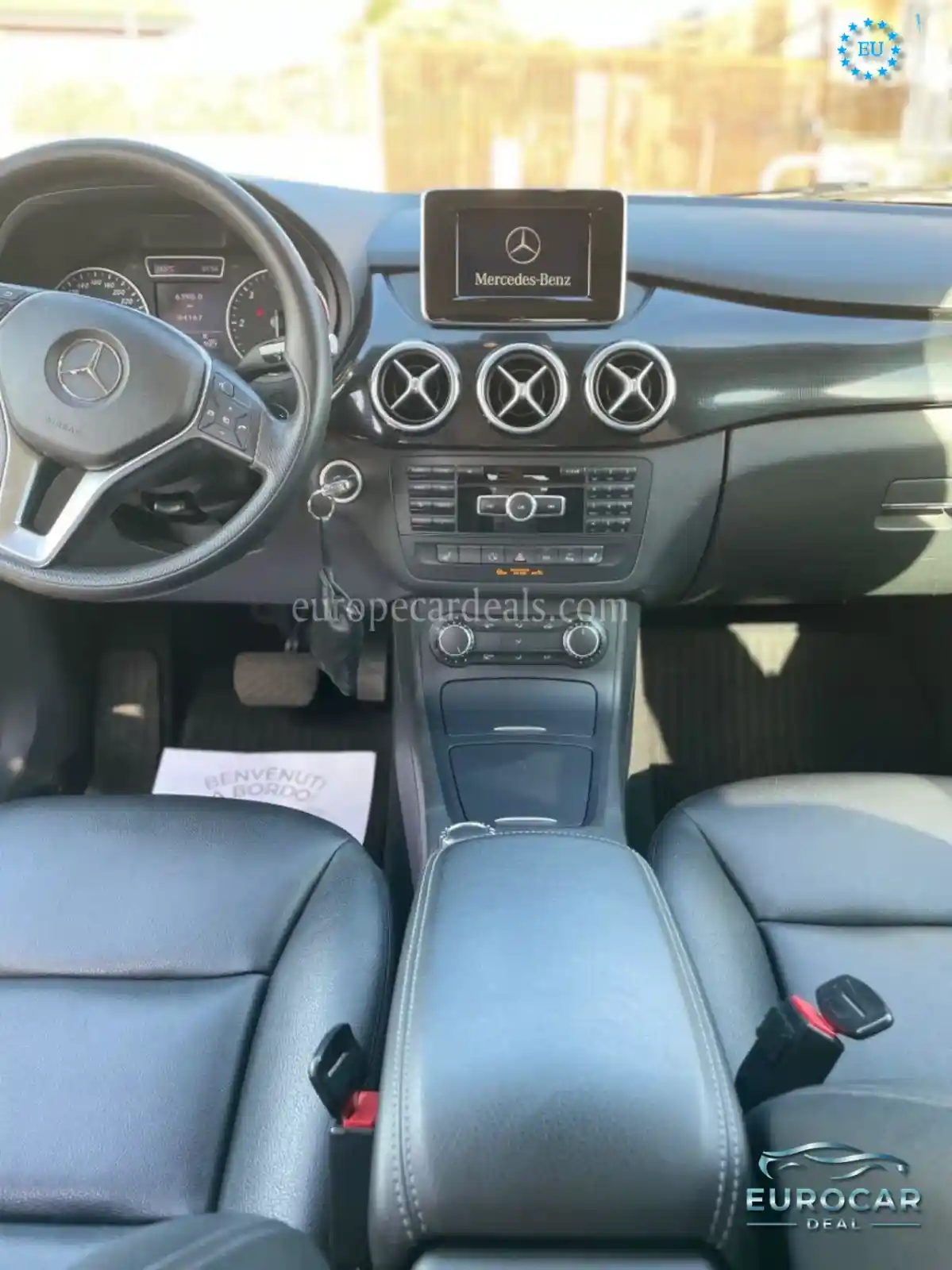 Mercedes-Benz B 180