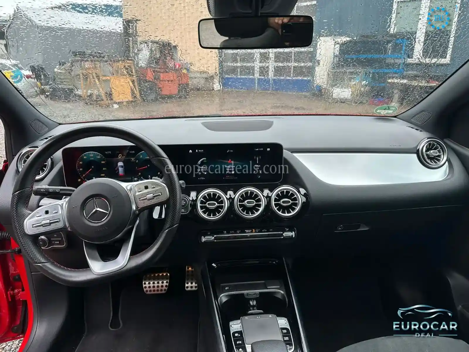 Mercedes-Benz B 180