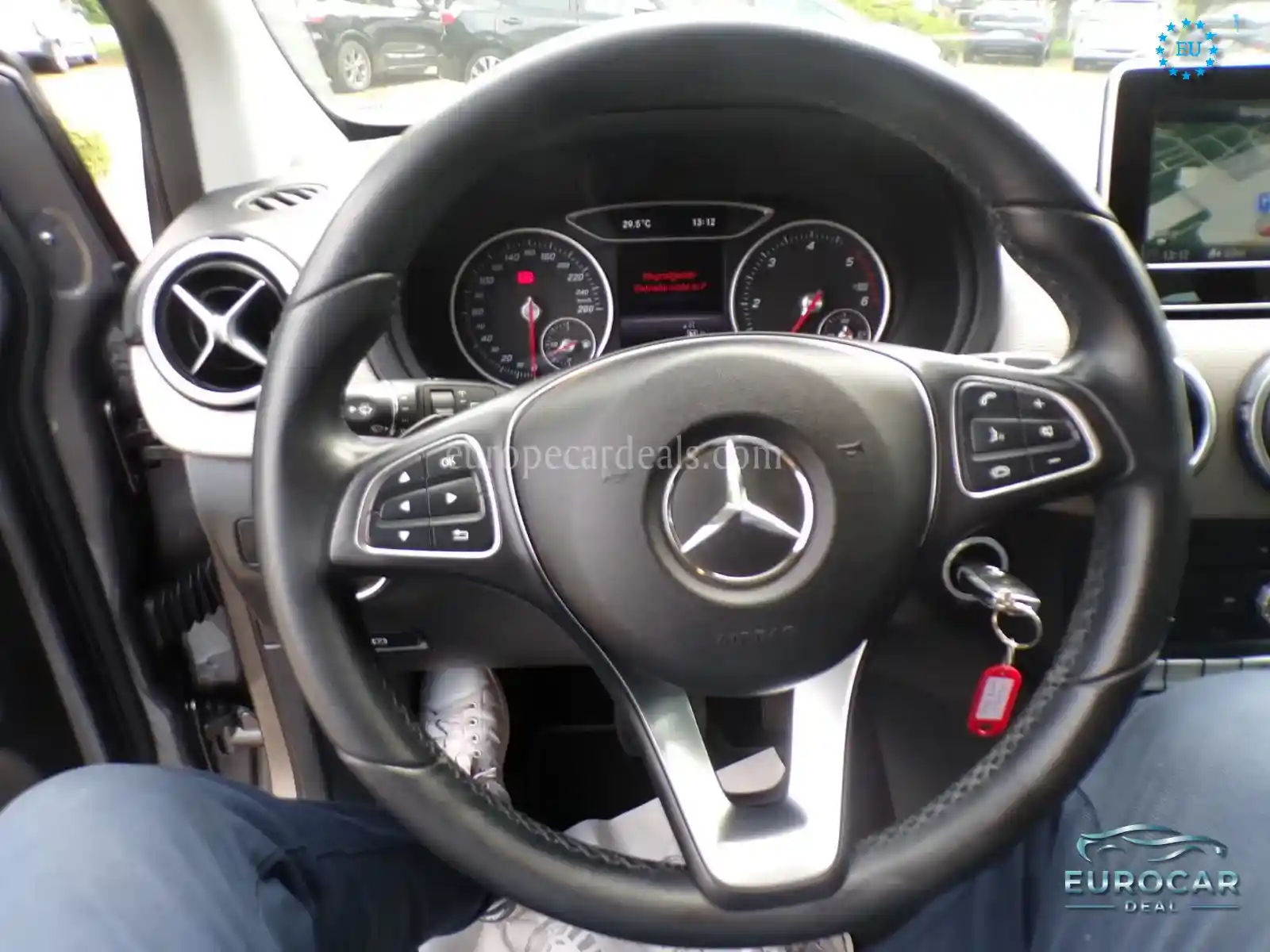 Mercedes-Benz B 200