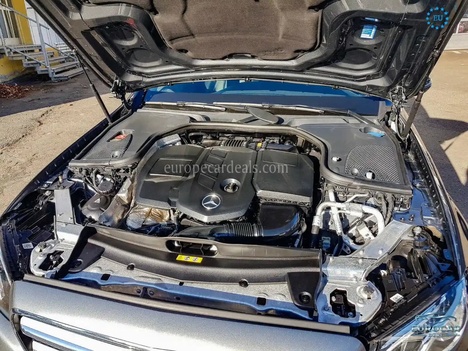 Mercedes-Benz E 220