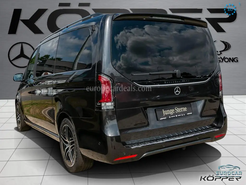 Mercedes-Benz V 220