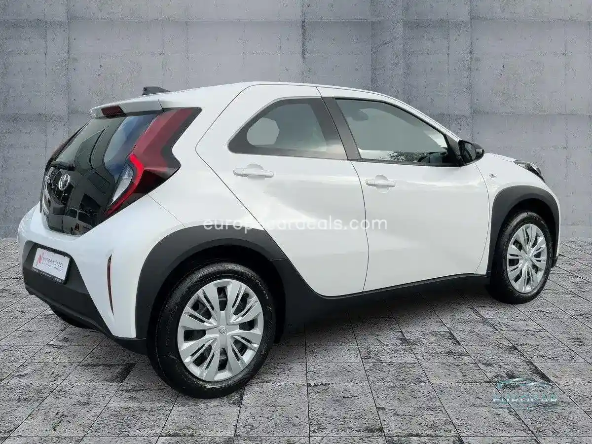 Toyota Aygo (X)