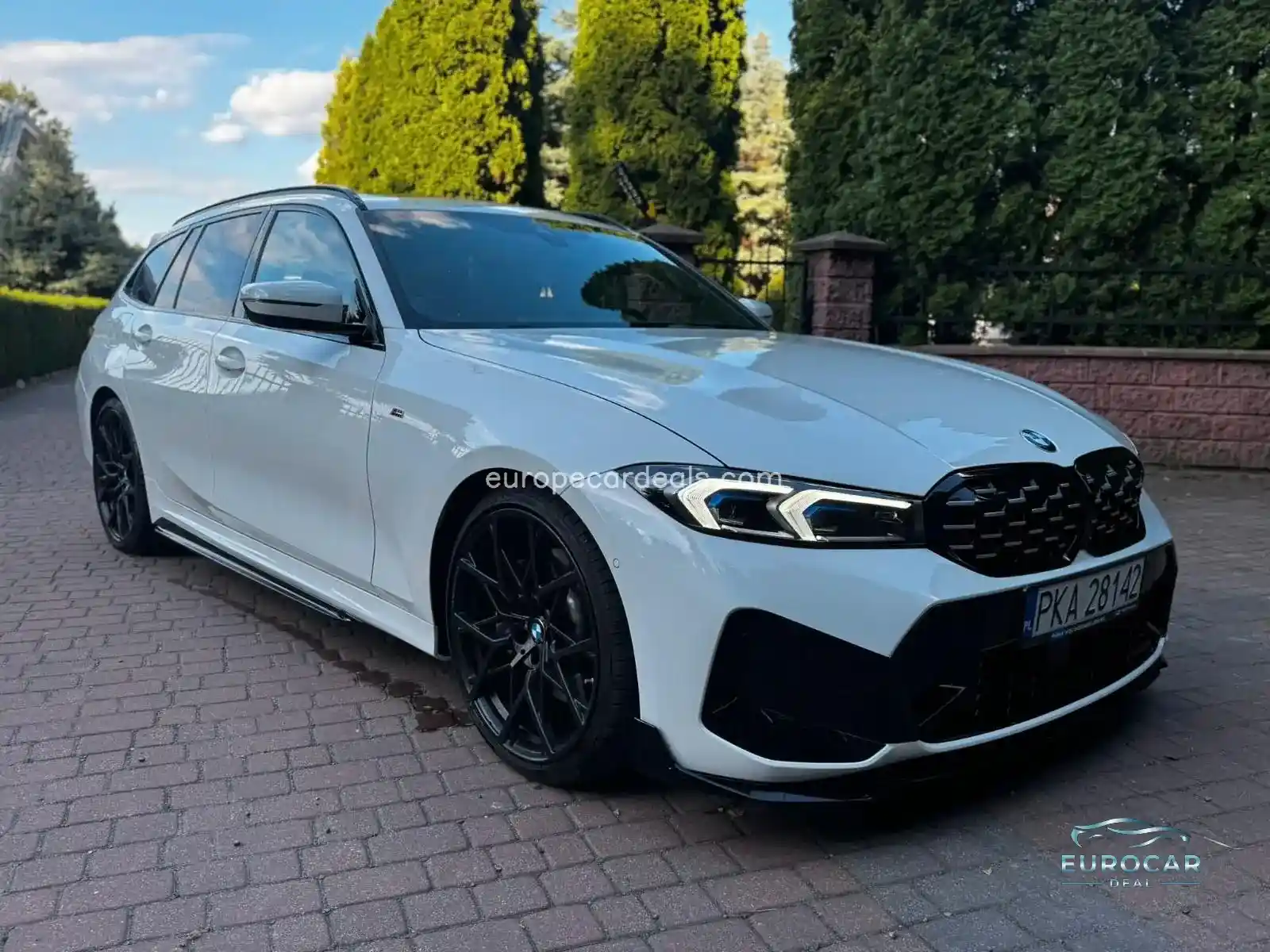 BMW 330