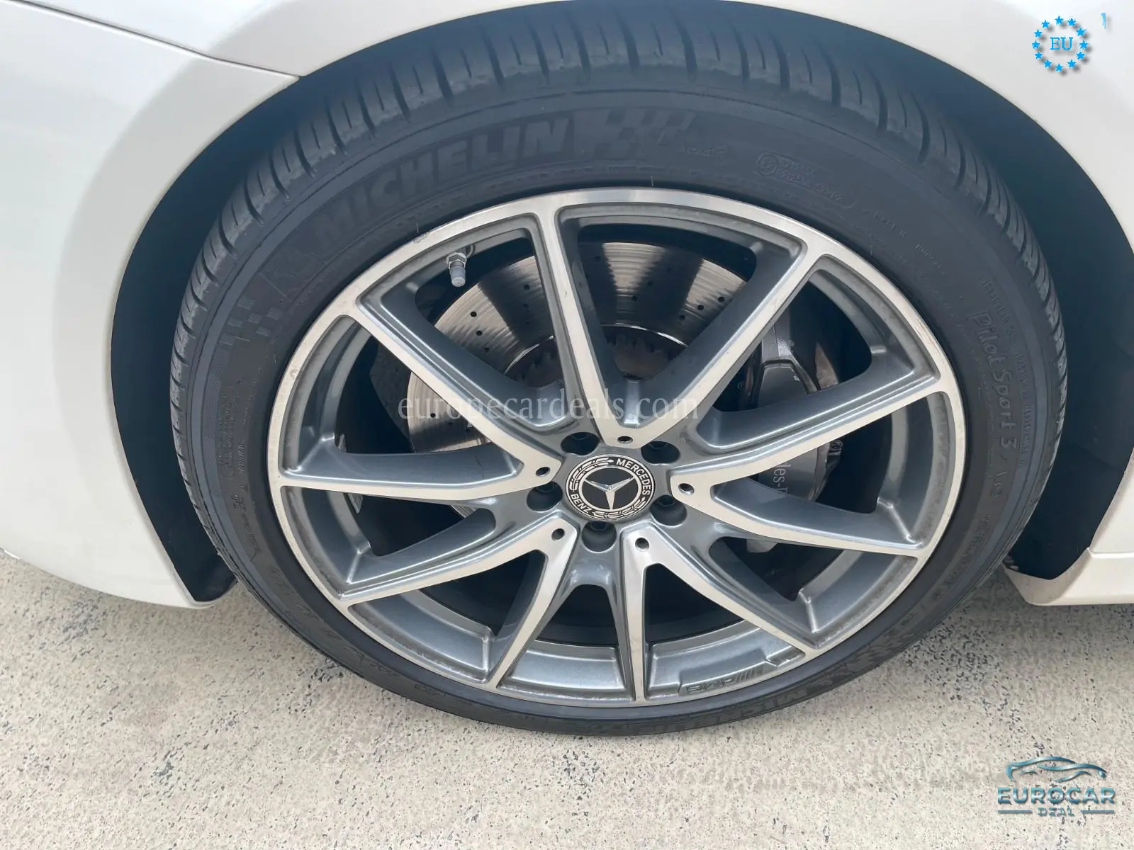 Mercedes-Benz S 560