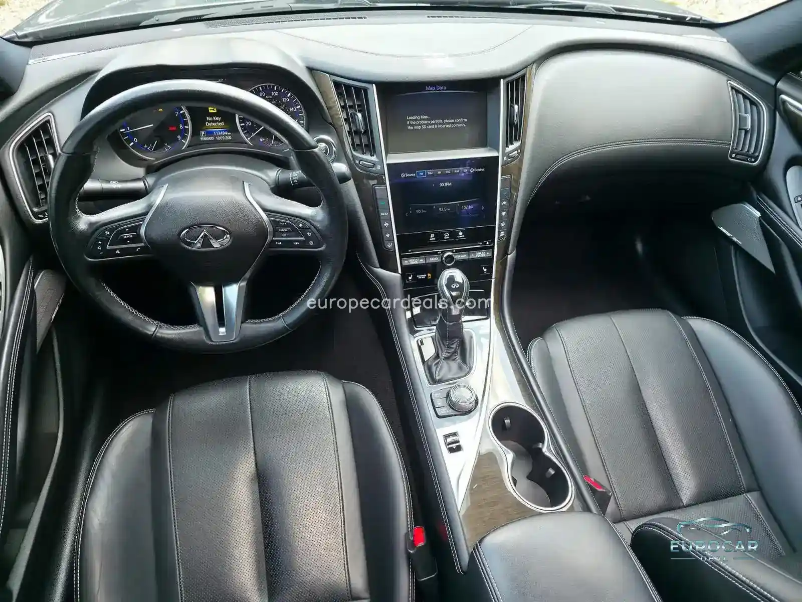 Infiniti Q60
