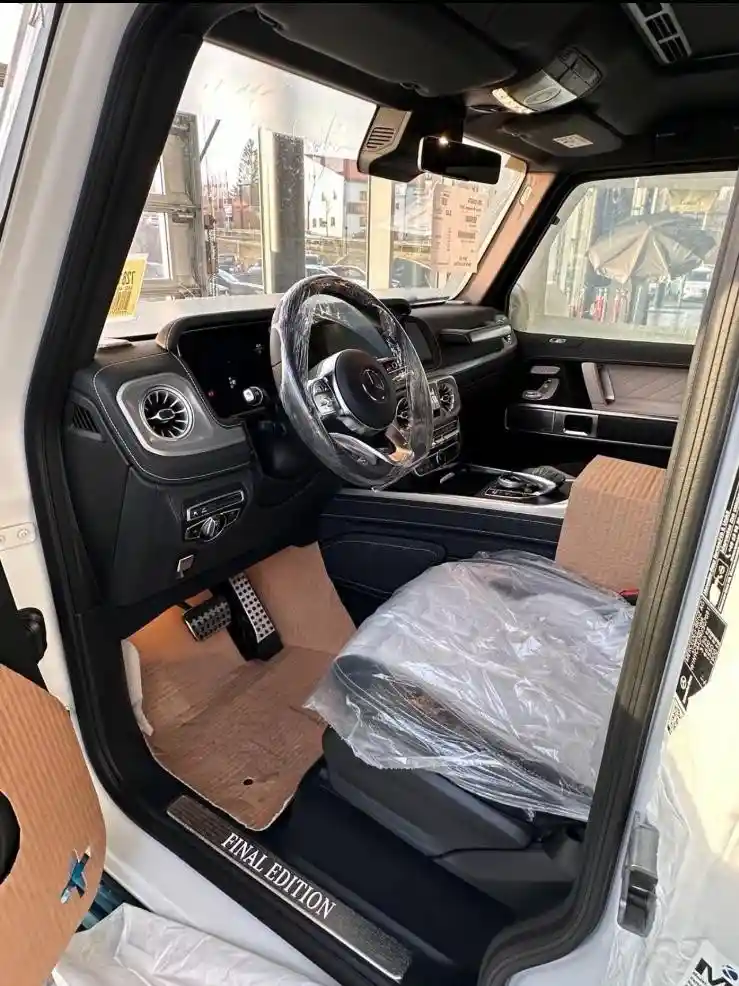 Mercedes-Benz G 500