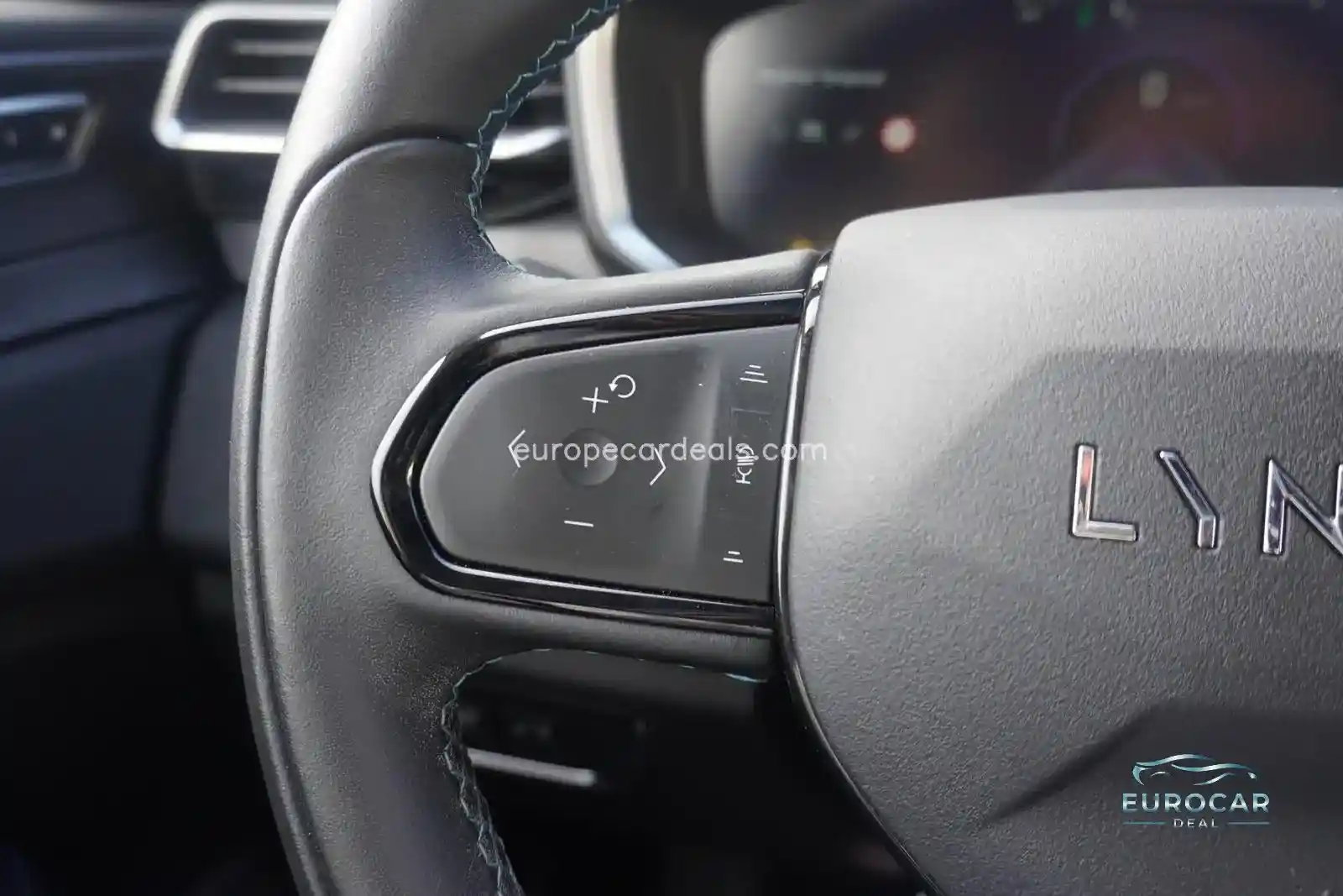 Lynk&Co 01