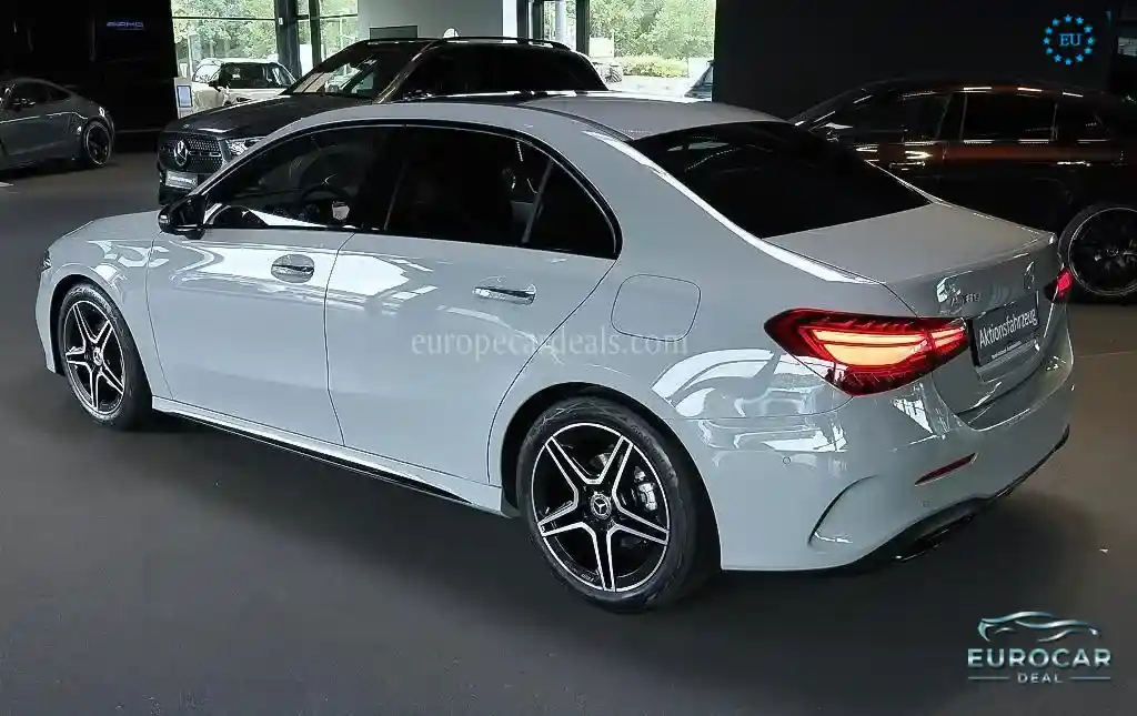 Mercedes-Benz A 180