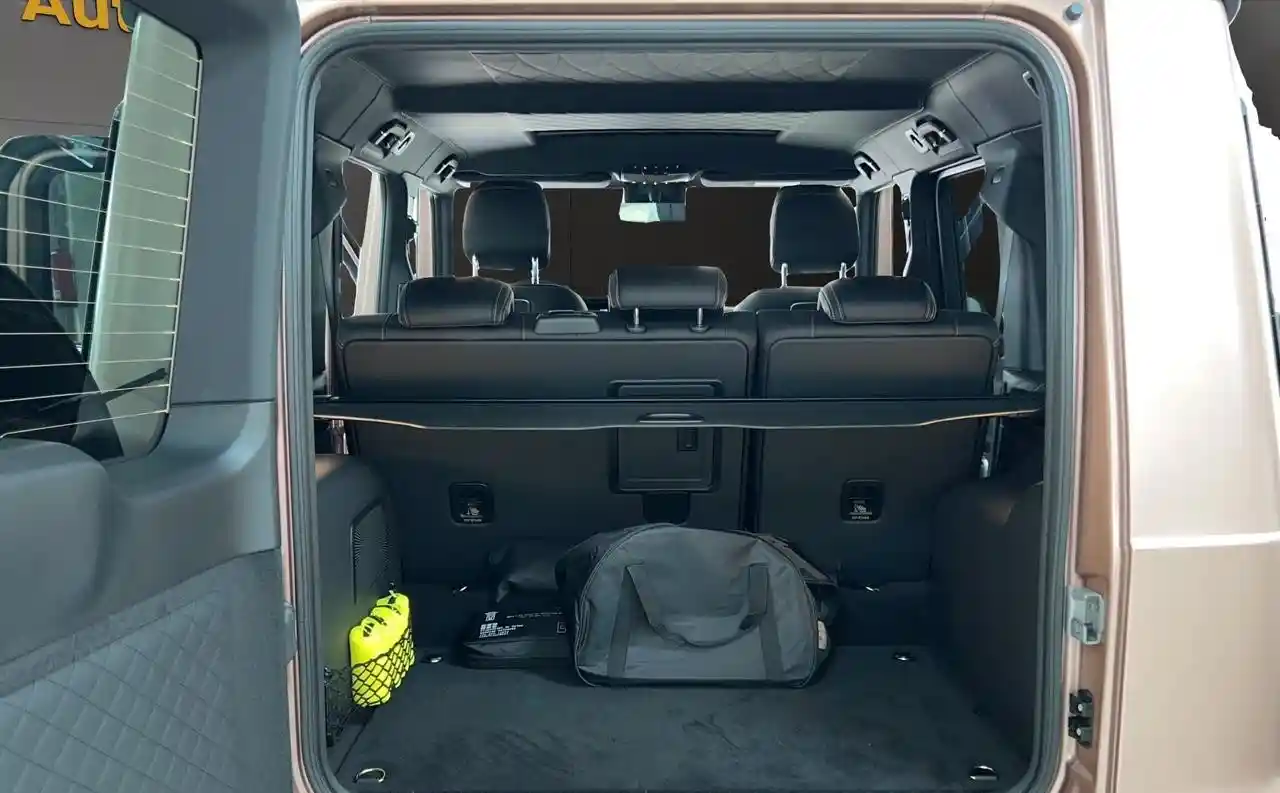 Mercedes-Benz G 500