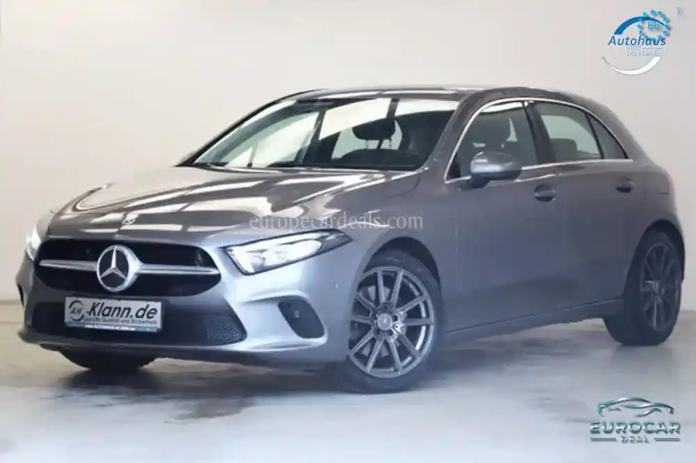 Mercedes-Benz A 220