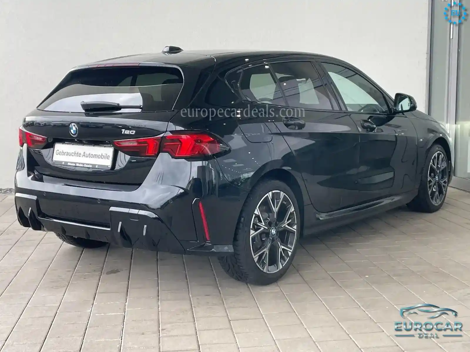 BMW 120