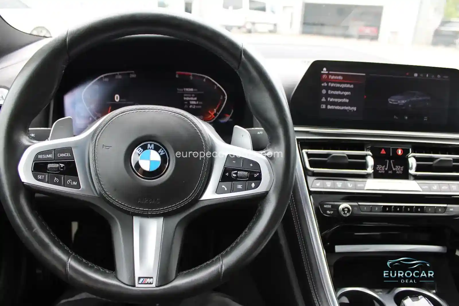 BMW 840