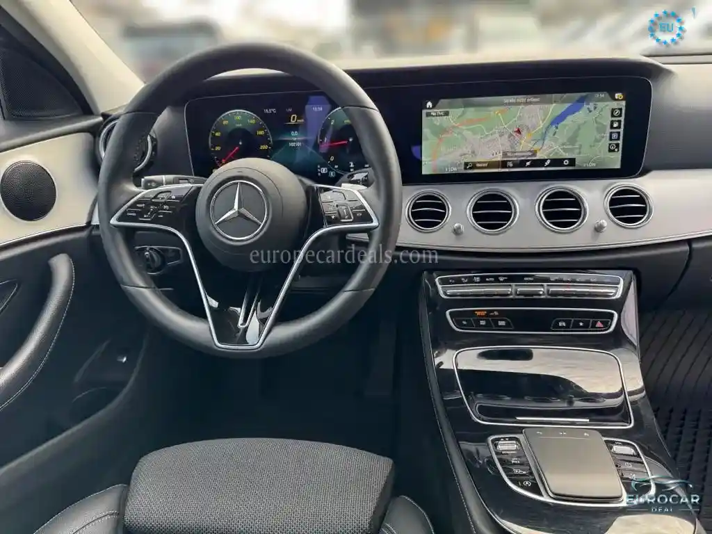 Mercedes-Benz E 220