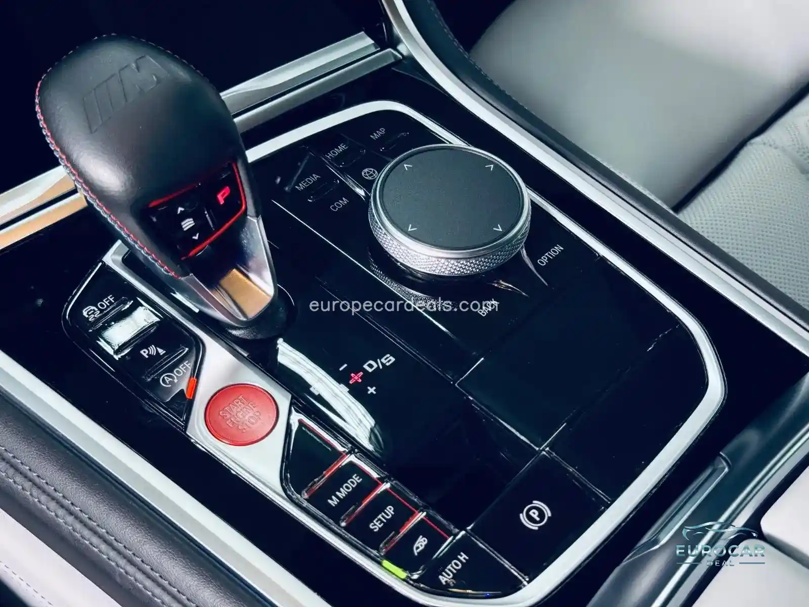 BMW M8