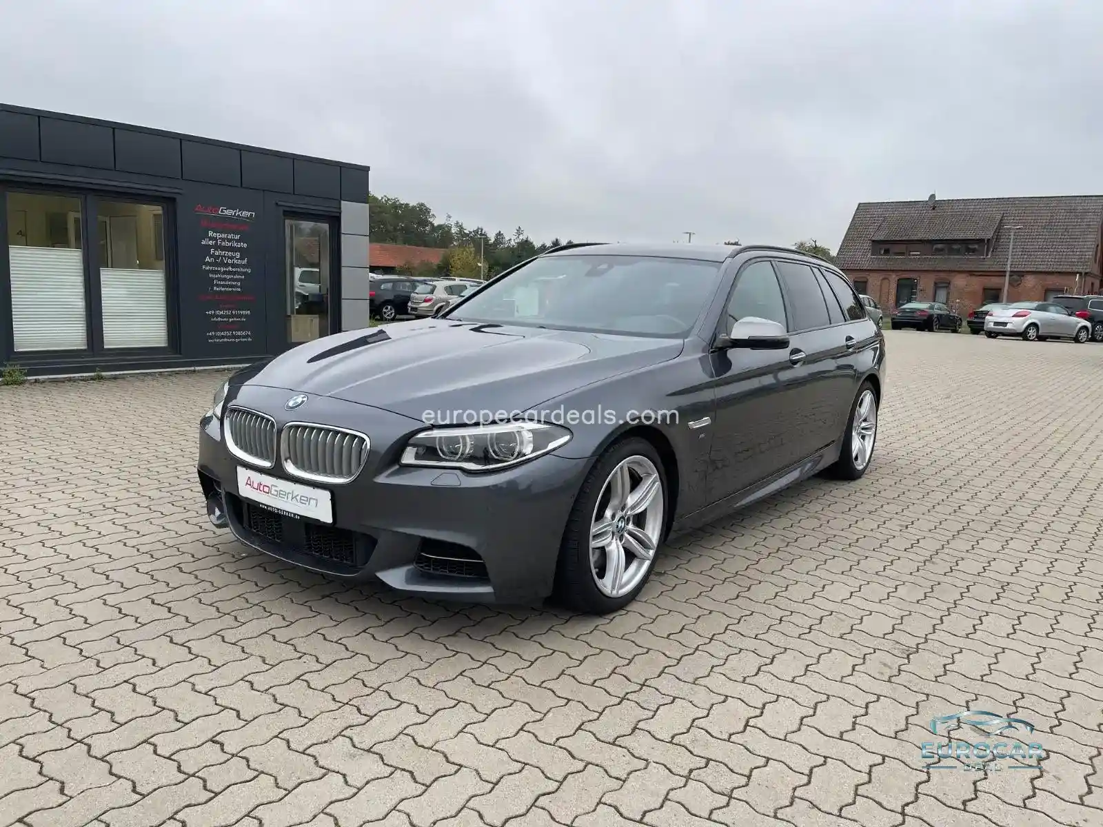 BMW M550