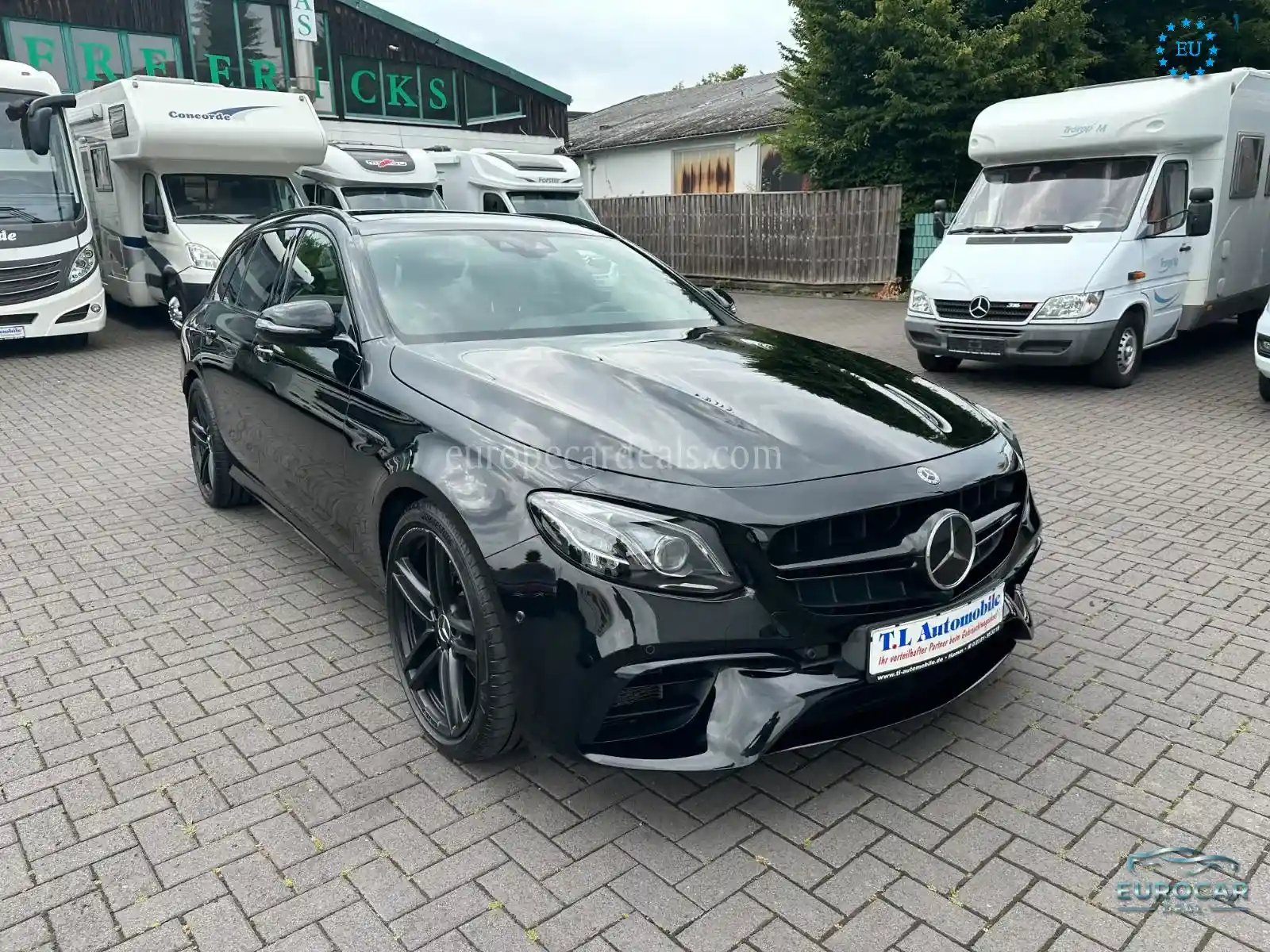 Mercedes-Benz E 63 AMG
