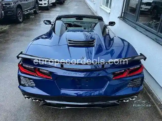 Corvette C8